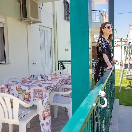 Lola Rooms Nea Vrasna Exterior photo