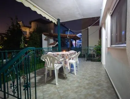 Lola Rooms Nea Vrasna Exterior photo