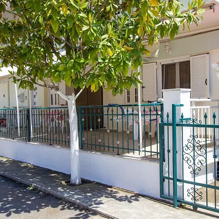 Lola Rooms Nea Vrasna Exterior photo